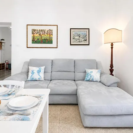 In Centro Sul Mare - 2 E Balcone - 5 Posti Letto