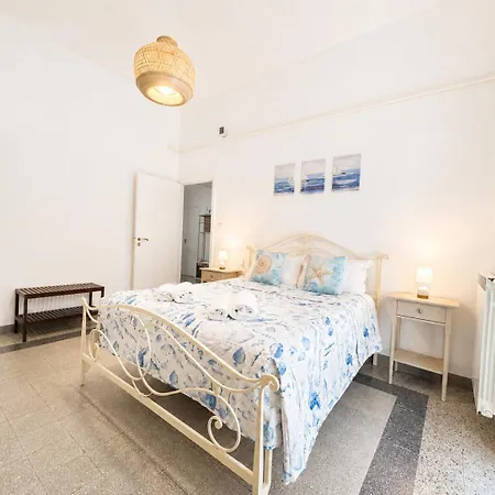 In Centro Sul Mare - 2 E Balcone - 5 Posti Letto Apartment